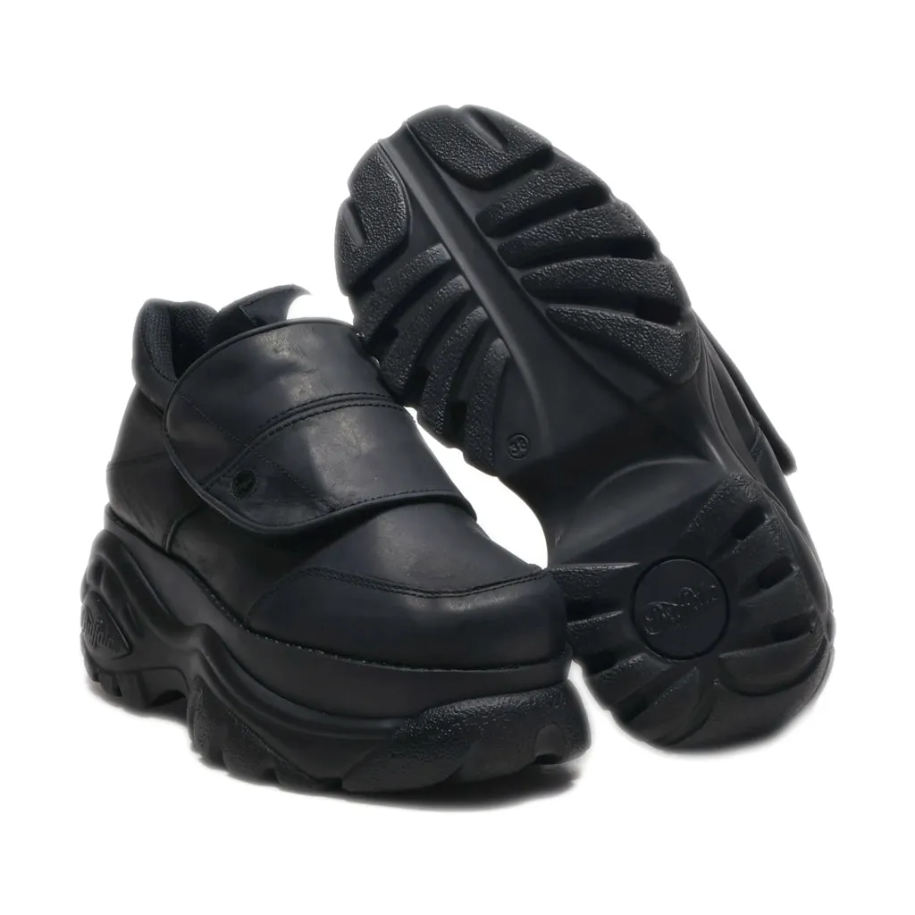 Buffalo Low-Top Sneakers Leather Black Colour For Women