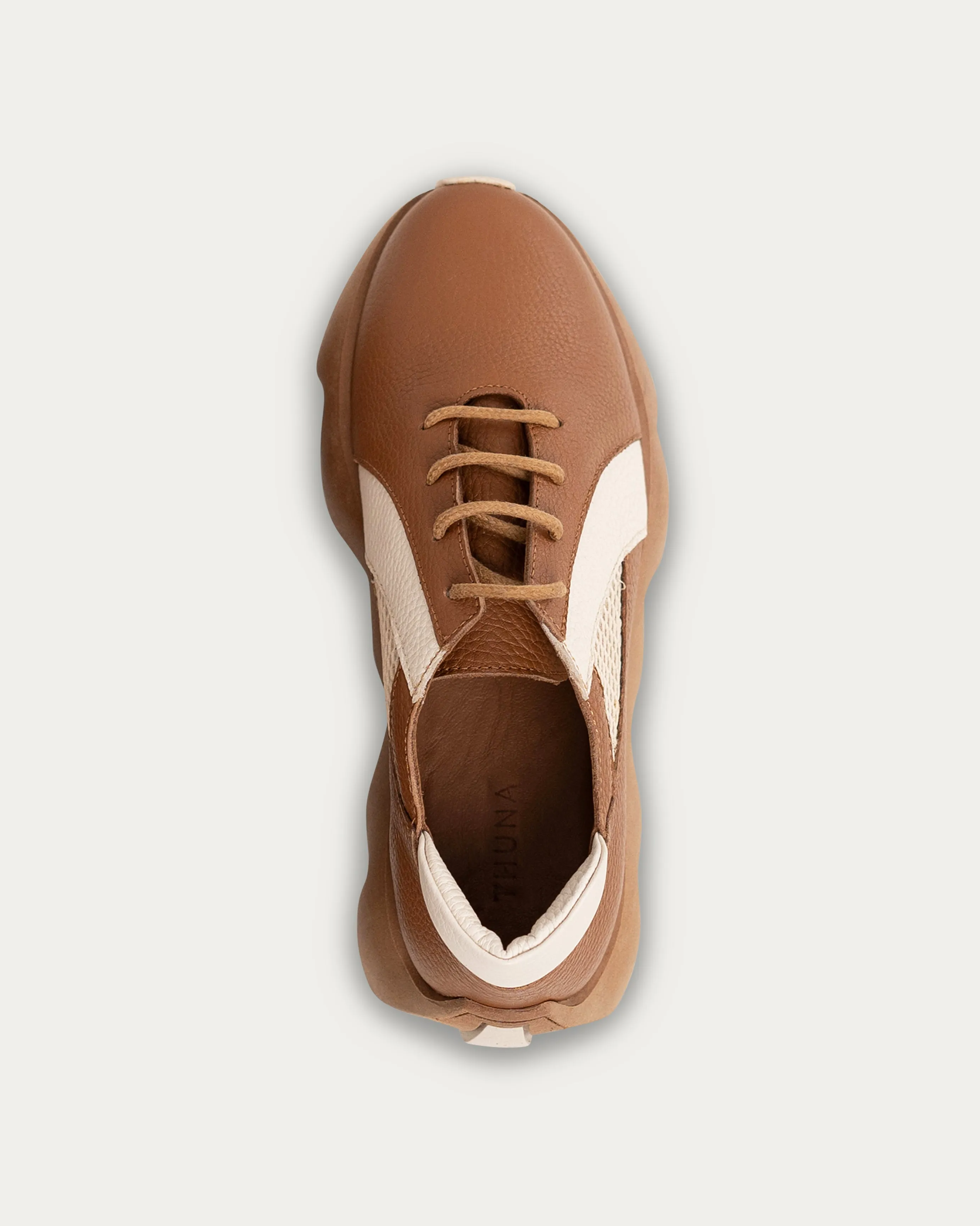 Douma tan sneakers