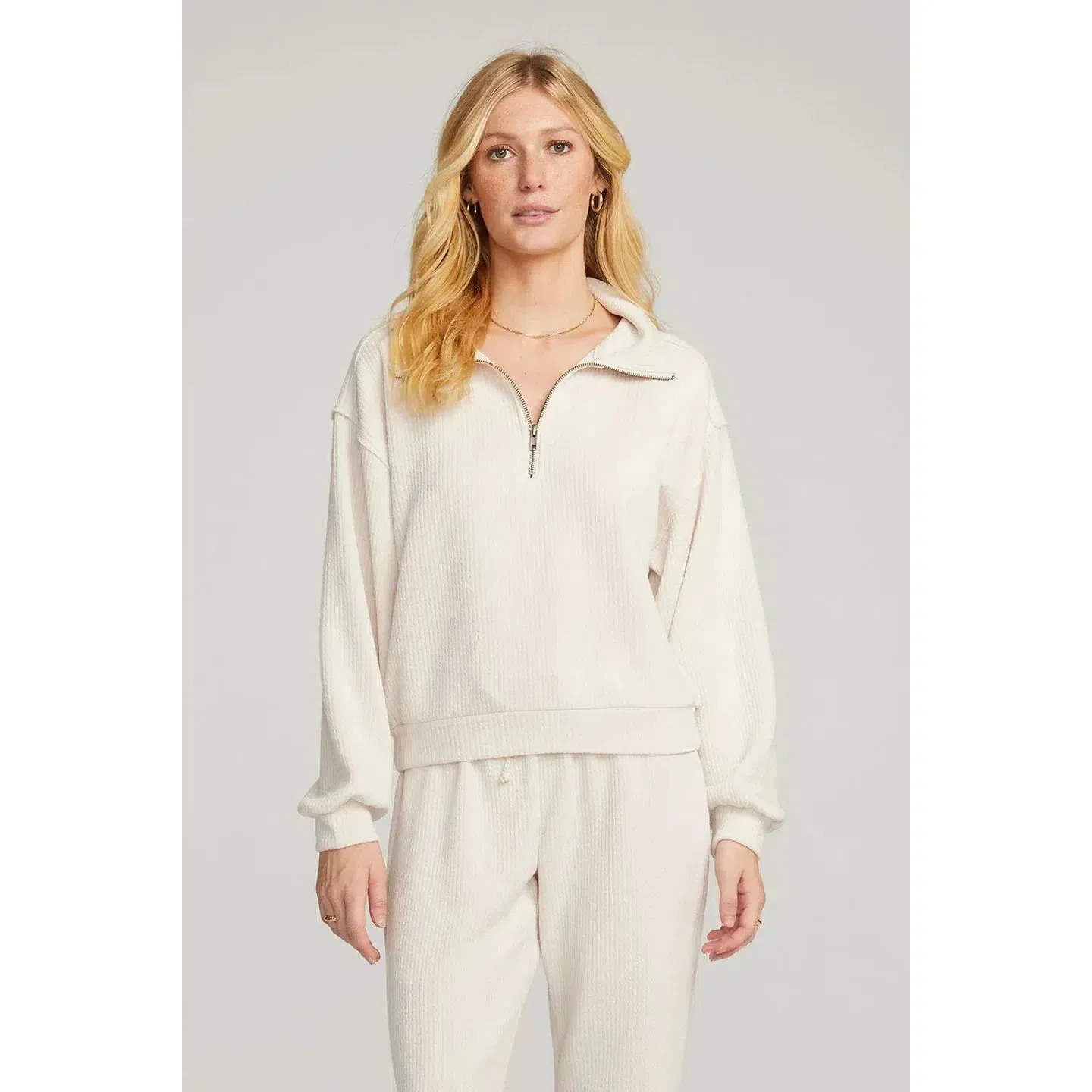 HALF ZIP RAGLAN PULLOVER