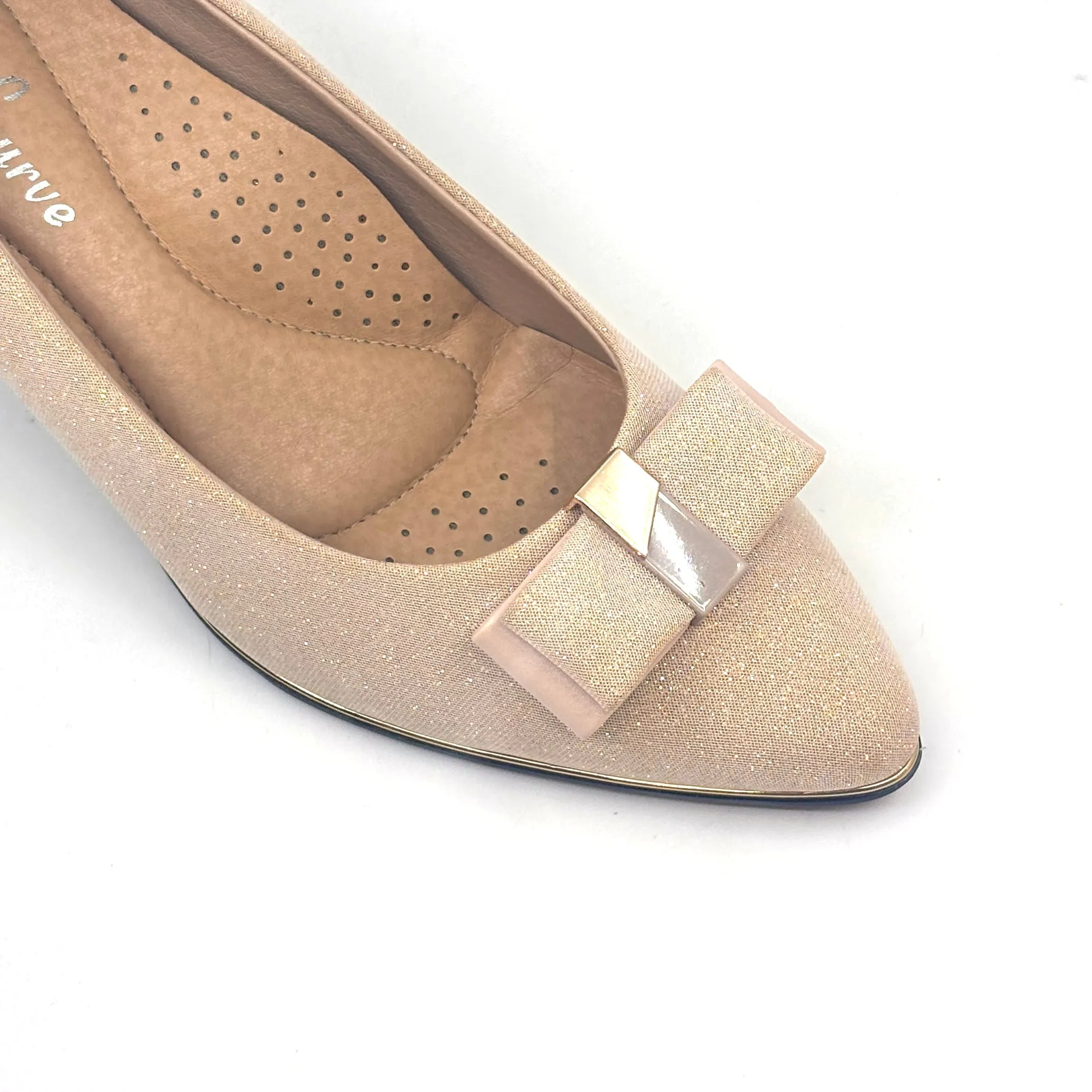 Helena Pumps