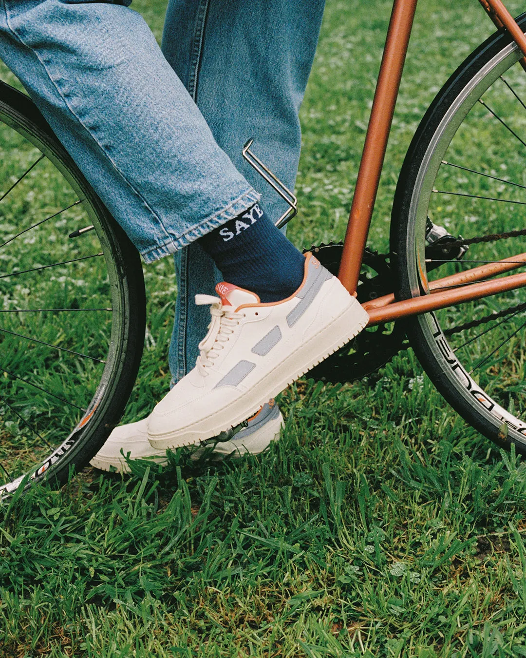 M82 Hybrid Biker-Reflective Gray