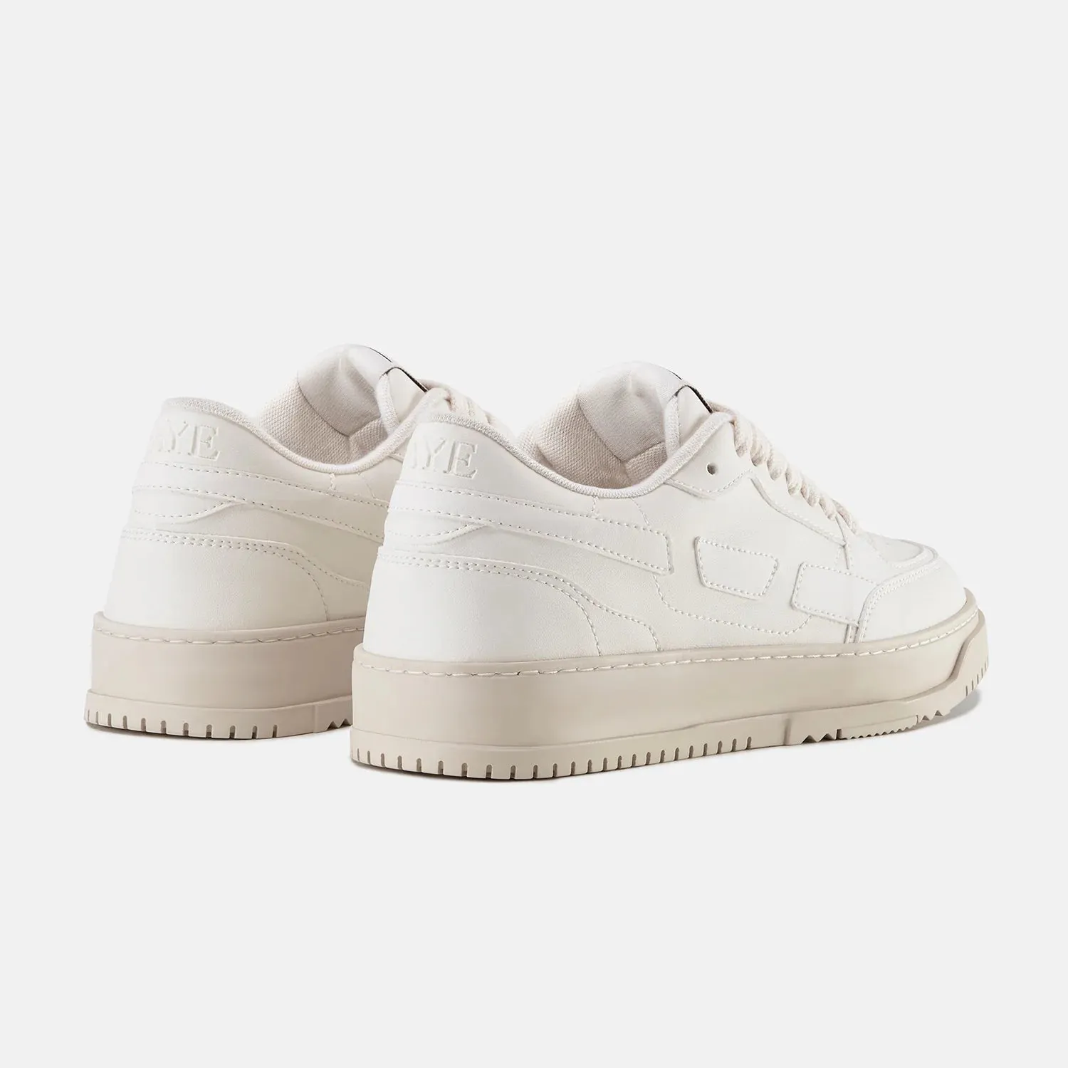 M82 Hybrid | Off-White