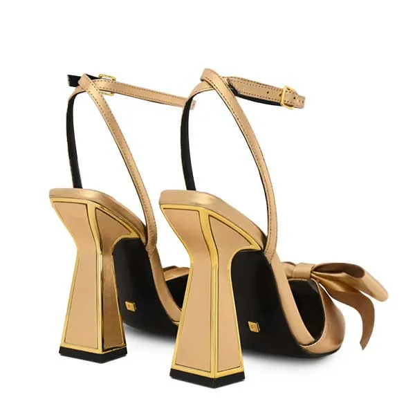 Maren Gold | Leather pump