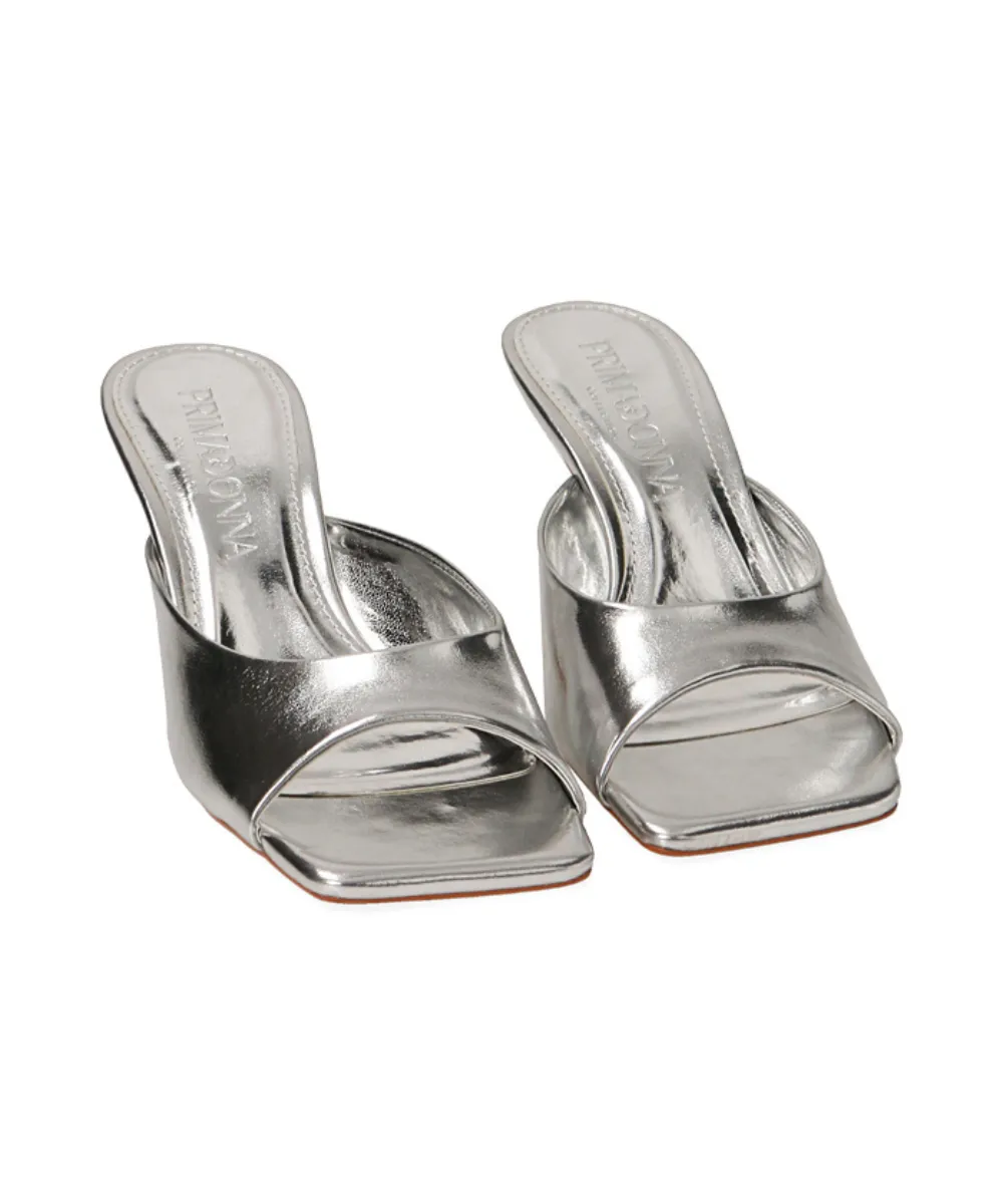 PRIMADONNA LOW HEELED SANDALS