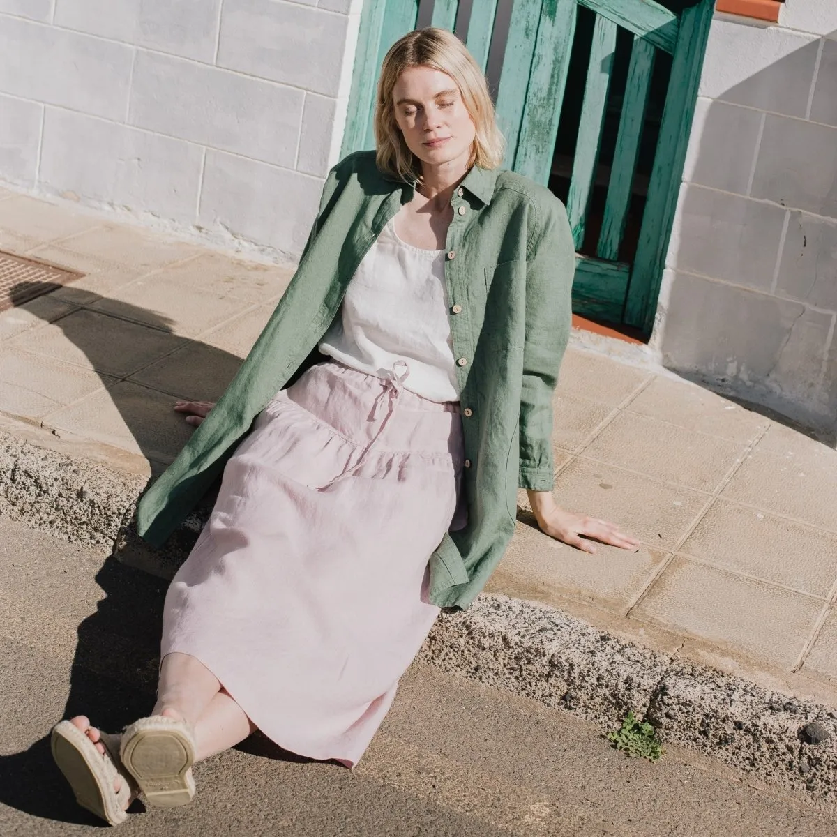 R: RYE two-tier linen skirt (Size: XS; Color: Dusty Rose)