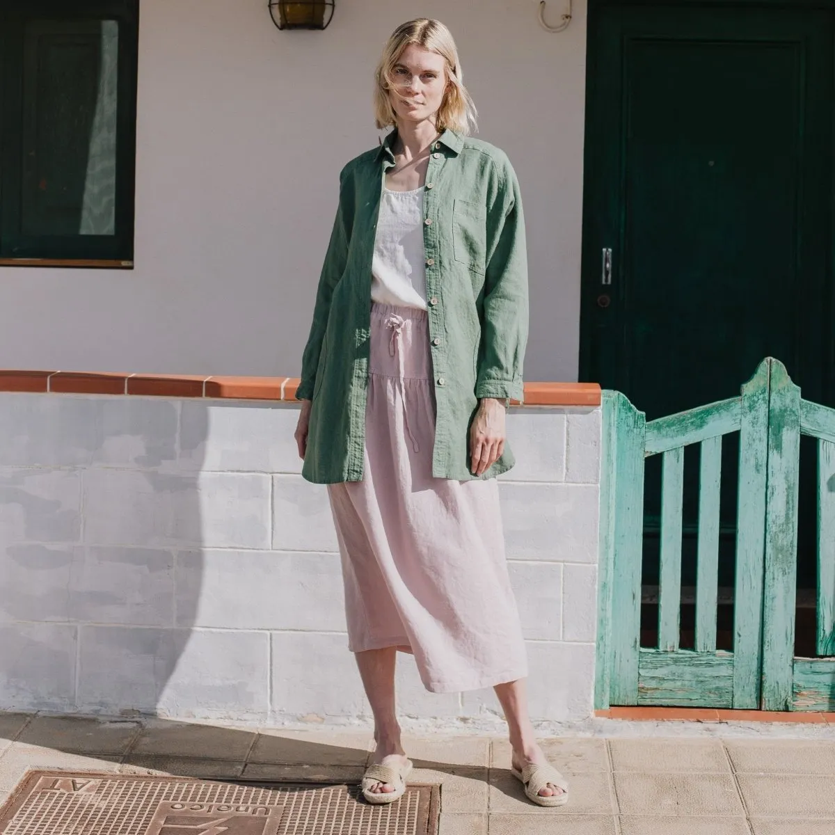 R: RYE two-tier linen skirt (Size: XS; Color: Dusty Rose)
