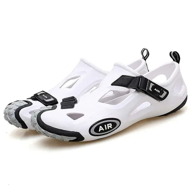 Summer Men's Sandals Outdoor Water Shoes Soft  Men Beach Sandals Bohemia Clogs Men Footwear Unisex Zapatos Mujer Sneakers